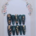 Πιέστε τα νύχια