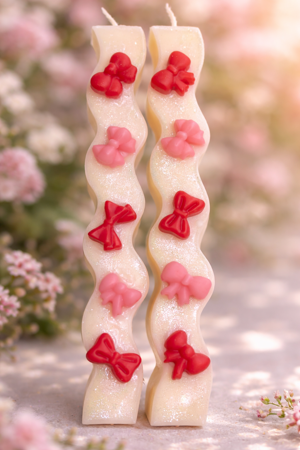 31A288FB-1446-4EC7-97CE-FBED857C55B0 Λαμπάδα φιογκακια /waxmelts - Image 1