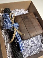 Ανδρική λαμπάδα με καφέ πορτοφόλι