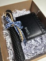 Ανδρική λαμπάδα με μαύρο πορτοφόλι