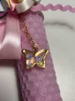 Παιδική λαμπάδα με κολιέ πεταλούδα και αξεσουάρ για τα μαλλιά - Image 3