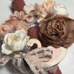 Λαμπάδα μελισσοκέρι κύκνος με λουλούδια