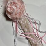 Λαμπάδα με λουλούδι και μαργαρίτες