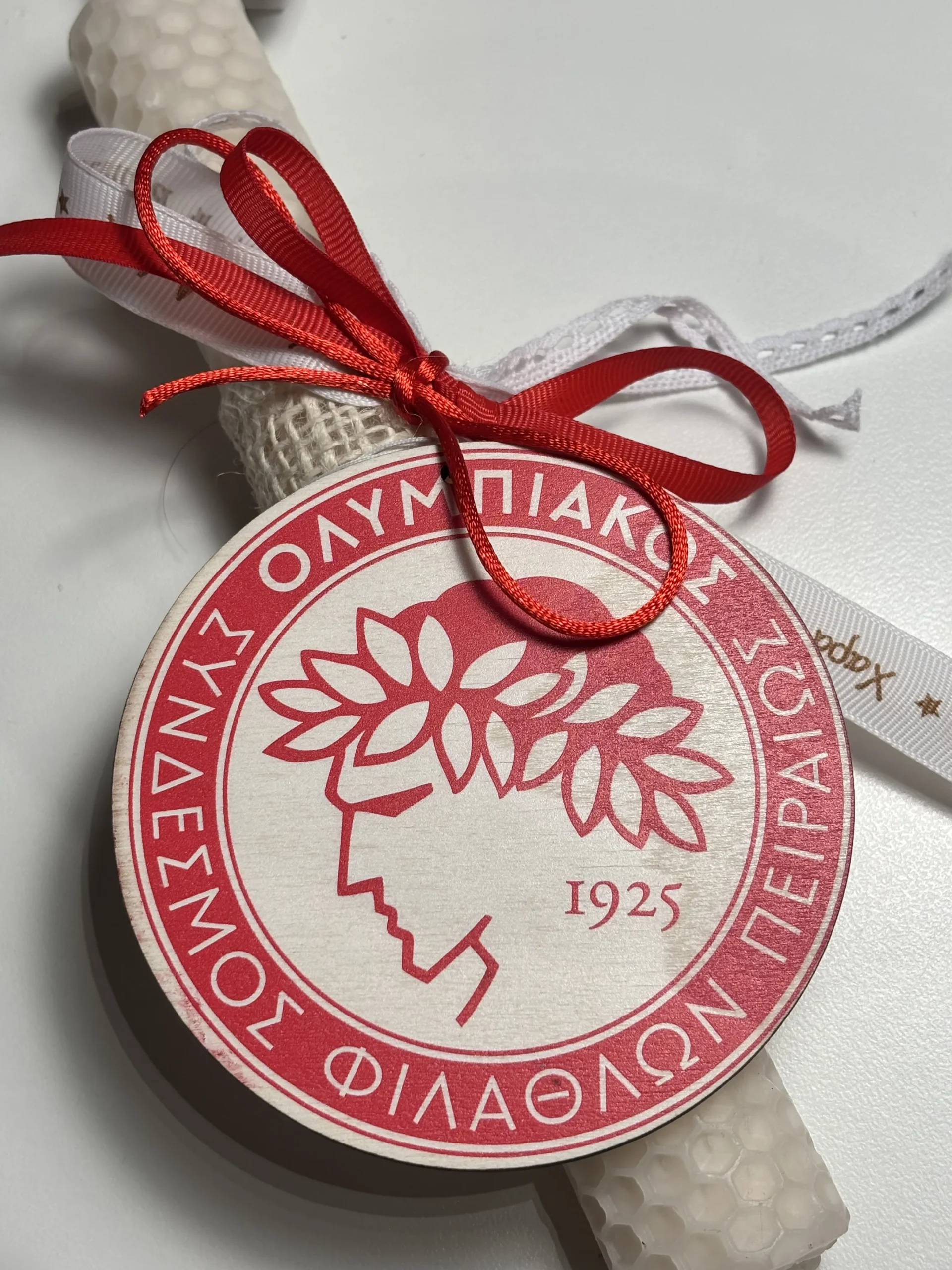 IMG_0353 Λαμπάδα μελισσοκέρι ολυμπιακός - Image 1