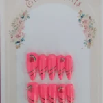 Press on nails