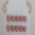 Press on nails