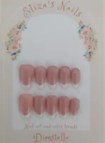 Press on nails