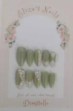 Press on nails